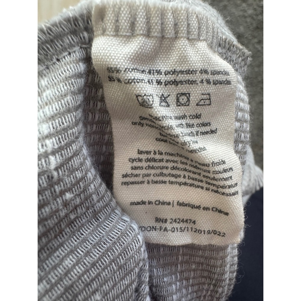 Donni Striped Rib Cardigan Grey White Open Front Pocket OSFA Lightweight Knit - Picture 7 of 7